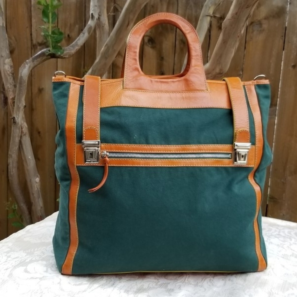 Barneys New York Green and Tan Travel Bag